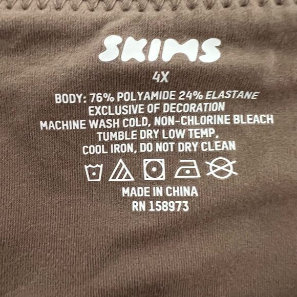 Skims Bodysuit Tan Snap Closure Sleeveless Stretch High Neck Plus Size 4X Layer - Picture 5 of 7